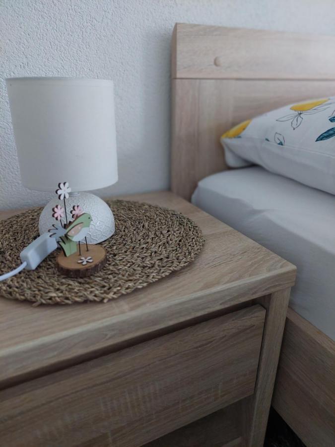 Apartman Danijela Otocac Ngoại thất bức ảnh