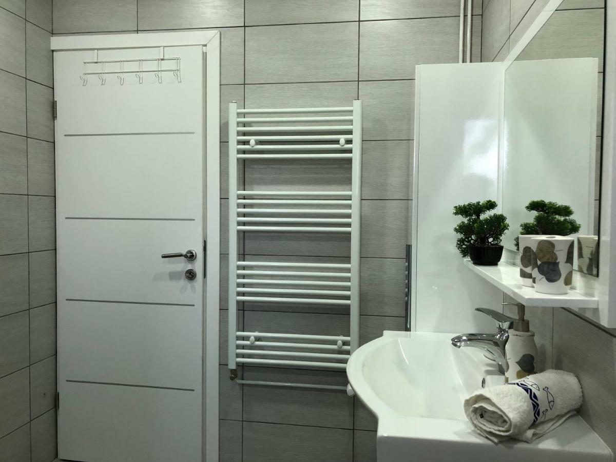 Apartman Danijela Otocac Ngoại thất bức ảnh
